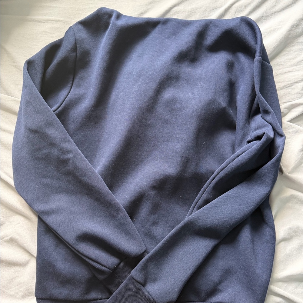 Ralph Lauren Men's Deep Blue Crewneck Sweater